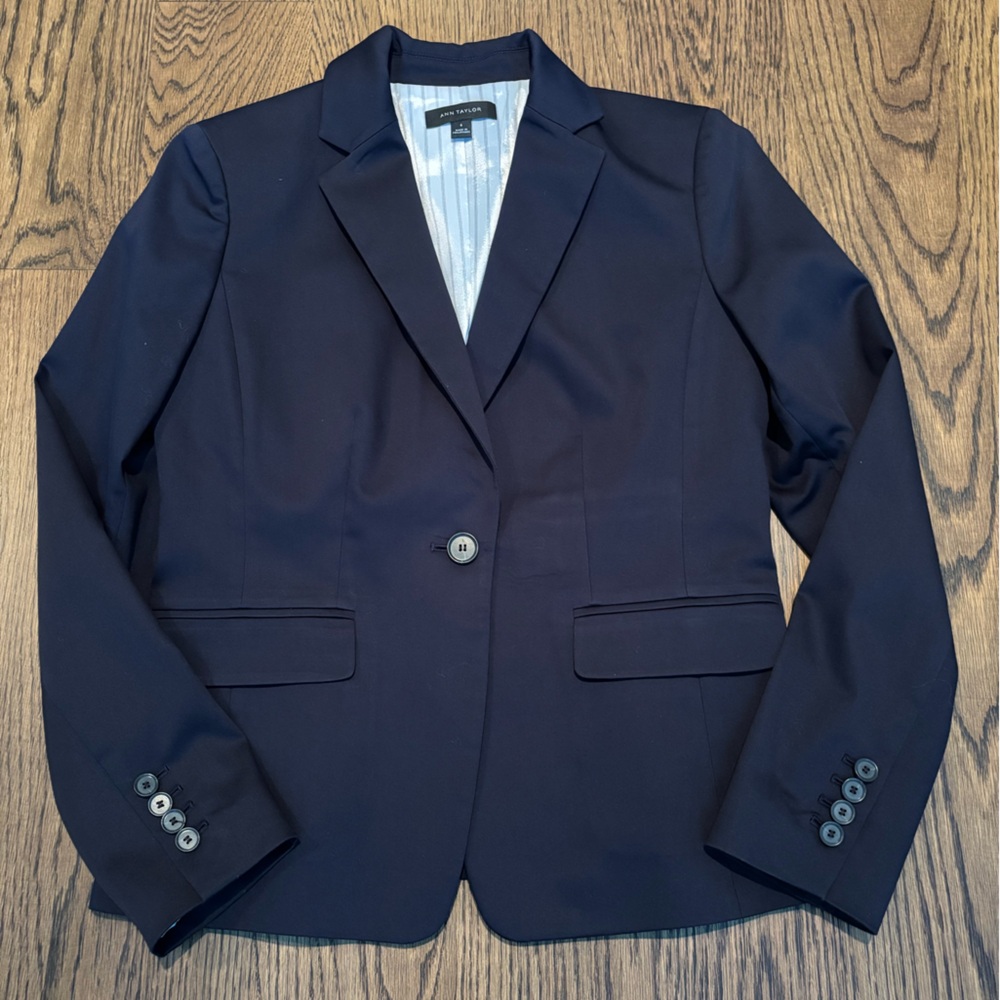 NWOT Ann Taylor Midnight Blue Blazer